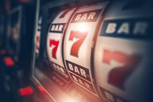 Aviator slot game interface showing rapid-fire rounds